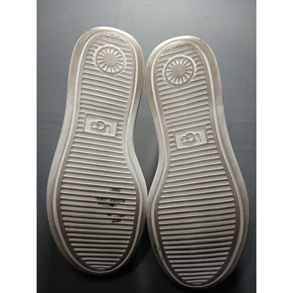 Ugg Peach Slip On Sneakers Women's Size 7 color is peach - Picture 6 of 6